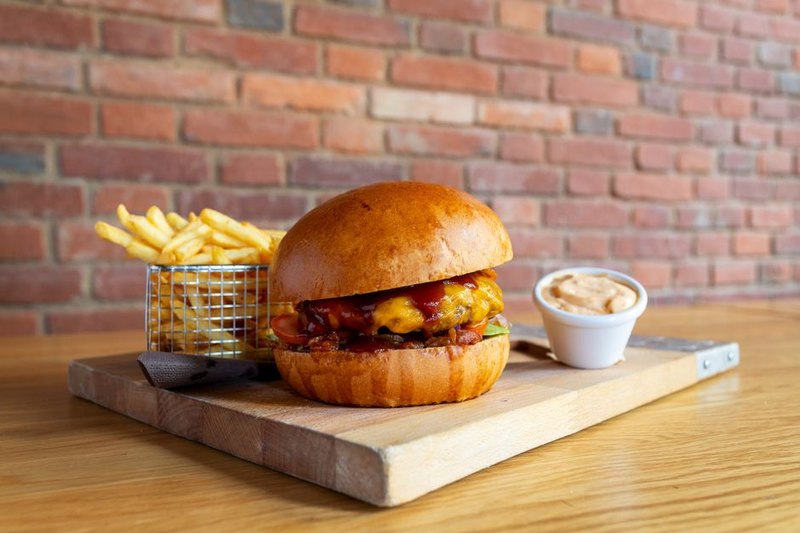 Burger Breakers